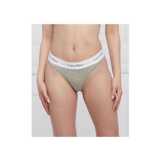 Calvin Klein Underwear Stringi ze sklepu Gomez Fashion Store w kategorii Majtki damskie - zdjęcie 168851509