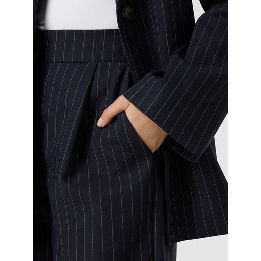 Spodnie materiałowe o rozkloszowanym kroju ze wzorem w cienkie prążki model Yas M Peek&Cloppenburg 