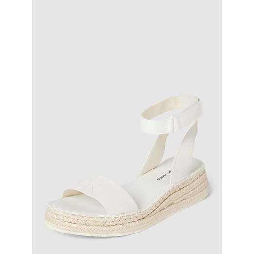 Sandały w jednolitym kolorze ze sklepu Peek&Cloppenburg  w kategorii Espadryle damskie - zdjęcie 168982968
