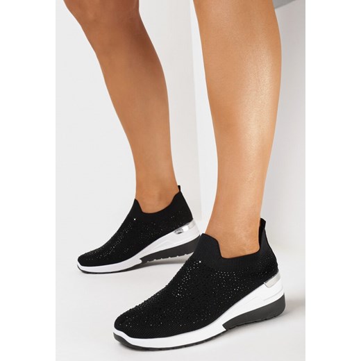 Czarne Sneakersy na Koturnie z Elastyczną Cholewką z Cyrkoniami Neatisa ze sklepu born2be.pl w kategorii Buty sportowe damskie - zdjęcie 168987396