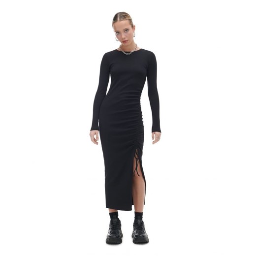 Cropp - Czarna sukienka z długim rękawem - czarny ze sklepu Cropp w kategorii Sukienki - zdjęcie 169002327