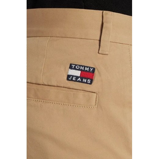 Tommy Jeans Spodnie chino AUSTIN | Slim Fit Tommy Jeans 32/32 promocyjna cena Gomez Fashion Store