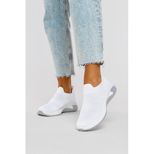Białe buty sportowe slip on Casu 26/3/21/W Casu 38 Casu.pl