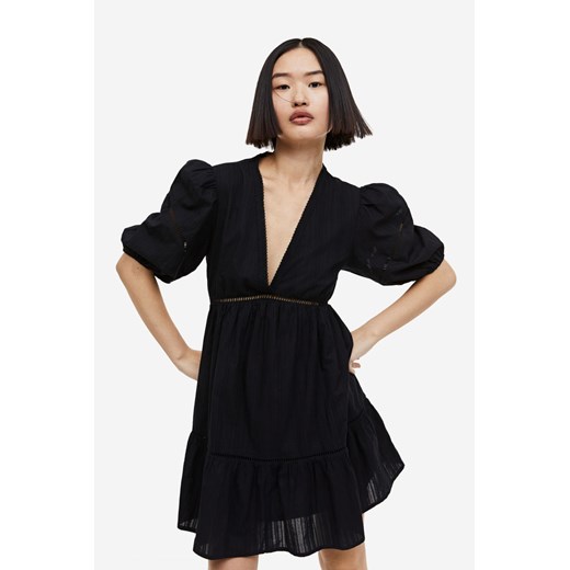 H & M - Obszerna sukienka z koronkowym detalem - Czarny H & M S H&M