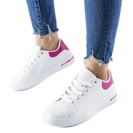 Biało-różowe sneakersy Leland białe ze sklepu ButyModne.pl w kategorii Buty sportowe damskie - zdjęcie 169167345