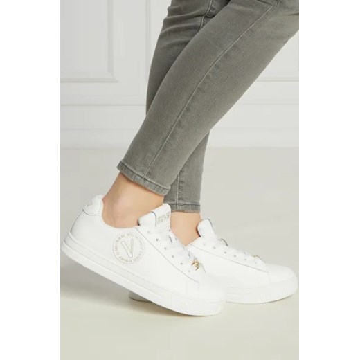 Buty sportowe damskie Versace Jeans sneakersy białe z tworzywa sztucznego 