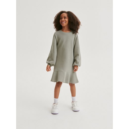 Reserved - Sukienka z falbaną - oliwkowy ze sklepu Reserved w kategorii Sukienki dziewczęce - zdjęcie 169212999