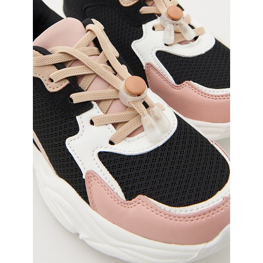 Buty sportowe dziecięce Reserved 
