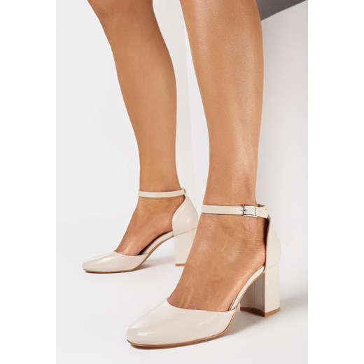 Czółenka Born2be beżowe na wiosnę 