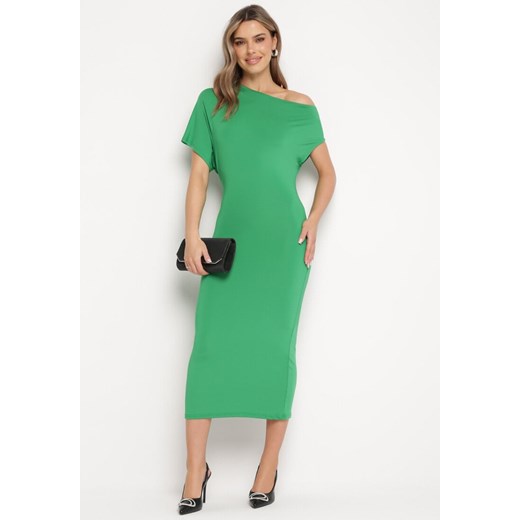 Zielona Asymetryczna Sukienka Midi o Dopasowanym Fasonie Tivalle ze sklepu Born2be Odzież w kategorii Sukienki - zdjęcie 169244645