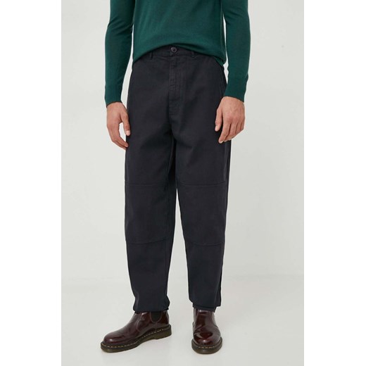 Barbour spodnie bawełniane kolor granatowy w fasonie chinos ze sklepu PRM w kategorii Spodnie męskie - zdjęcie 169246729