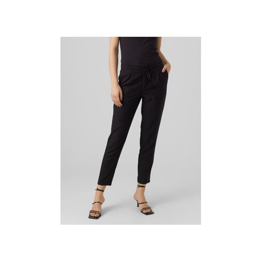 Vero Moda Spodnie materiałowe Jesmilo 10279691 Czarny Regular Fit ze sklepu MODIVO w kategorii Spodnie damskie - zdjęcie 169284865