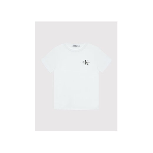 Calvin Klein Jeans T-Shirt Monogram IB0IB01231 Biały Regular Fit ze sklepu MODIVO w kategorii T-shirty chłopięce - zdjęcie 169288889