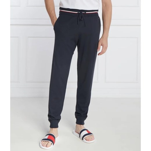 Tommy Hilfiger Spodnie dresowe | Relaxed fit ze sklepu Gomez Fashion Store w kategorii Spodnie męskie - zdjęcie 169298465
