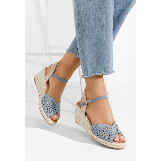 Niebieskie sandały na koturnie Finana ze sklepu Zapatos w kategorii Sandały damskie - zdjęcie 169330386