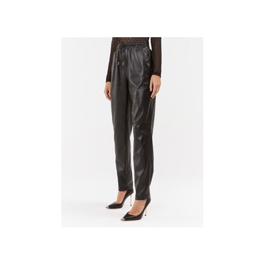Guess Spodnie z imitacji skóry W3BB44 WF8Q0 Czarny Regular Fit ze sklepu MODIVO w kategorii Spodnie damskie - zdjęcie 169340435