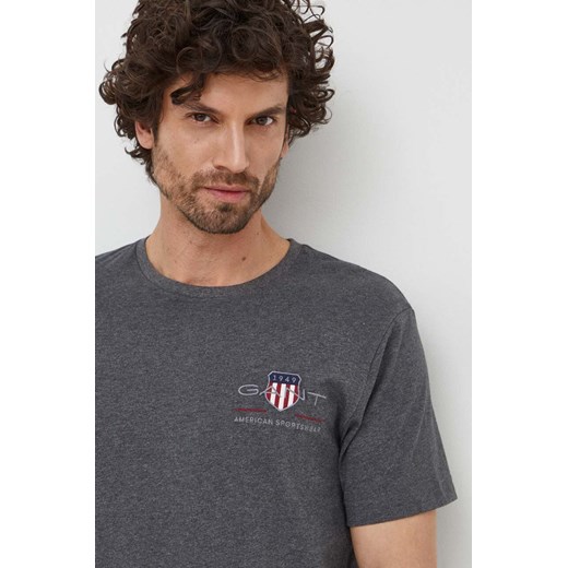 Gant t-shirt bawełniany kolor szary z aplikacją ze sklepu ANSWEAR.com w kategorii T-shirty męskie - zdjęcie 169406895
