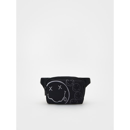 Reserved - Saszetka Nirvana - czarny ze sklepu Reserved w kategorii Torby i walizki dziecięce - zdjęcie 169419705
