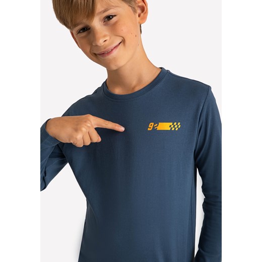 Chłopięca bluzka z długim rękawem, z motywem wyścigów samochodowych L-BURN Volcano 122-128 Volcano.pl