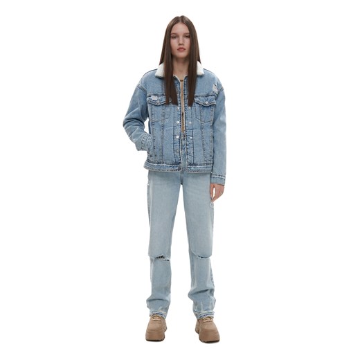 Cropp - Kurtka jeansowa sherpa z efektem sprania - niebieski Cropp L okazja Cropp