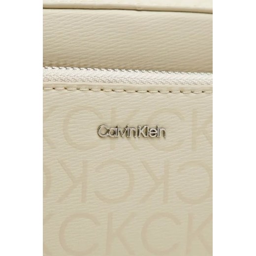 Listonoszka Calvin Klein
