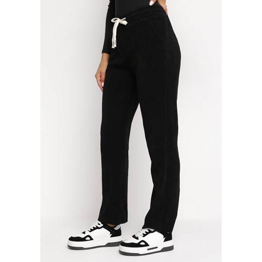 Czarne Bawełniane Spodnie Sztruksowe z Szerokimi Nogawkami Cornelike ze sklepu Born2be Odzież w kategorii Spodnie damskie - zdjęcie 169451325