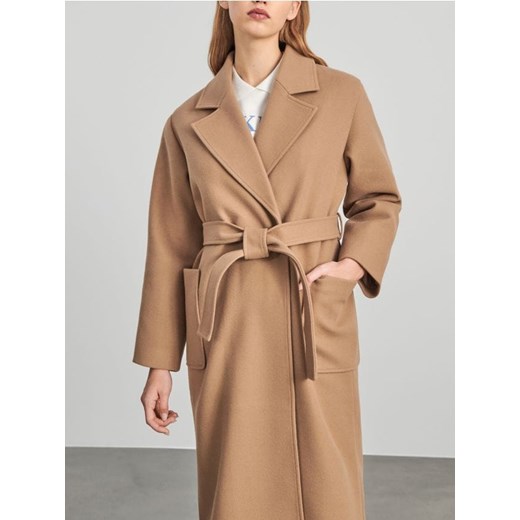 Sinsay - Płaszcz z wiązaniem - kremowy ze sklepu Sinsay w kategorii Płaszcze damskie - zdjęcie 169456099