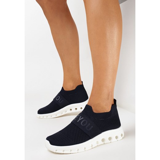 Granatowe Buty Sportowe ze Skarpetkową Cholewką i Napisem Thirllas ze sklepu born2be.pl w kategorii Buty sportowe damskie - zdjęcie 169456519