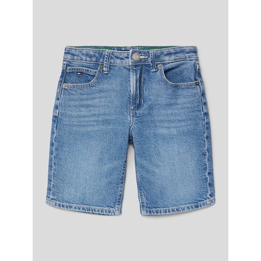 Szorty jeansowe z detalem z logo ze sklepu Peek&Cloppenburg  w kategorii Spodenki chłopięce - zdjęcie 169471825