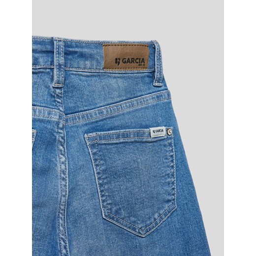 Jeansy z szerokimi nogawkami i wpuszczanymi kieszeniami w stylu francuskim model Garcia 146 Peek&Cloppenburg 