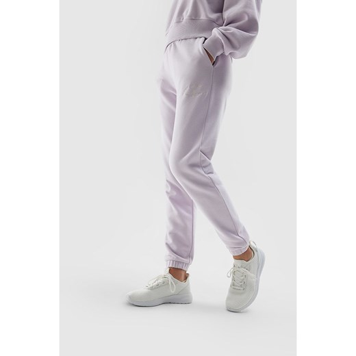 4F Spodnie dresowe w kolorze fioletowym ze sklepu Limango Polska w kategorii Spodnie damskie - zdjęcie 169514315