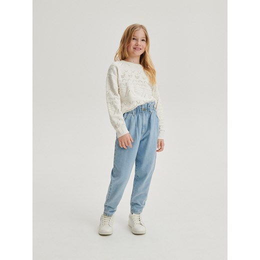 Reserved - Ażurowy sweter - złamana biel ze sklepu Reserved w kategorii Swetry dziewczęce - zdjęcie 169531676