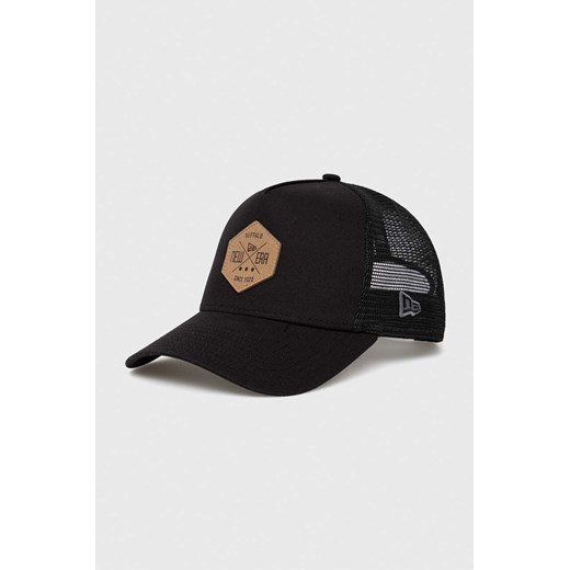 New Era czapka z daszkiem kolor czarny z aplikacją 12523902.BLK-BLK ze sklepu PRM w kategorii Czapki z daszkiem damskie - zdjęcie 169564459