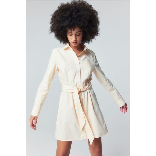 H & M - Bawełniana szmizjerka z wiązanym paskiem - Beżowy ze sklepu H&M w kategorii Sukienki - zdjęcie 169592958