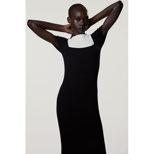 H & M - Sukienka midi z dzianiny w prążki - Czarny ze sklepu H&M w kategorii Sukienki - zdjęcie 169593626