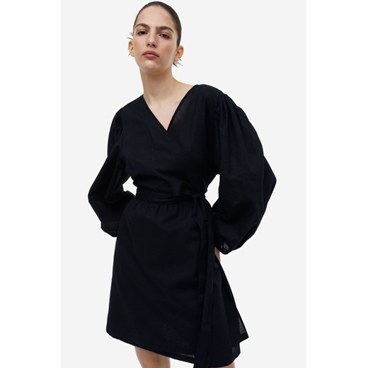 H & M - Kopertowa sukienka z domieszką lnu - Czarny H & M L H&M