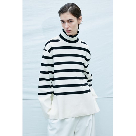 H & M - Sweter z półgolfem - Biały H & M M H&M