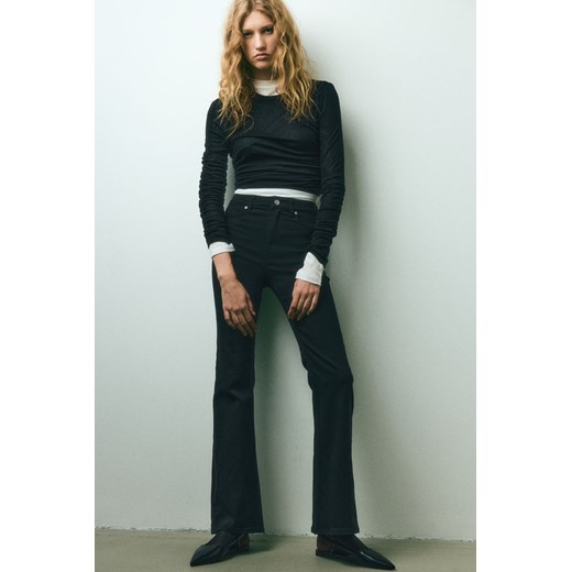 H & M - Rozszerzane spodnie z diagonalu - Czarny ze sklepu H&M w kategorii Spodnie damskie - zdjęcie 169599019
