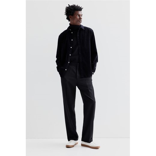 H & M - Sztruksowa koszula Regular Fit - Czarny ze sklepu H&M w kategorii Koszule męskie - zdjęcie 169599948