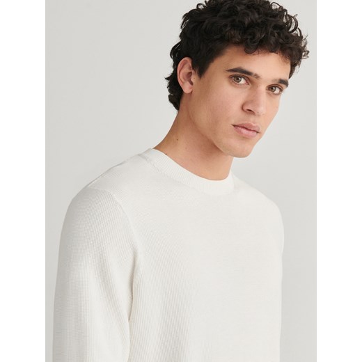 Reserved - Bawełniany sweter - biały ze sklepu Reserved w kategorii Swetry męskie - zdjęcie 169606649