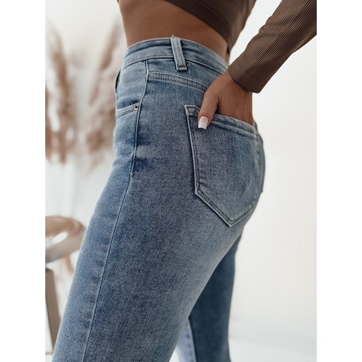 JASNO NIEBIESKIE SPODNIE JEANSOWE Z WYSOKIM STANEM Olika M olika.com.pl