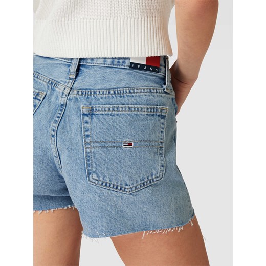 Szorty z wyhaftowanym logo model ‘HOT PANT’ Tommy Jeans 29 Peek&Cloppenburg 
