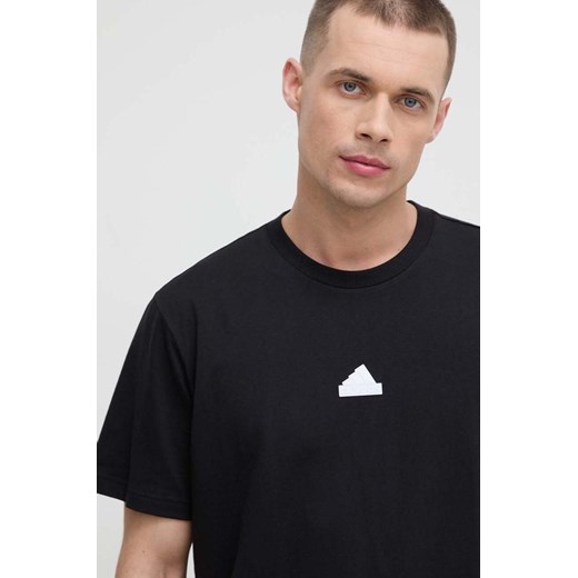 adidas t-shirt bawełniany męski kolor czarny z aplikacją  IR5171 ze sklepu ANSWEAR.com w kategorii T-shirty męskie - zdjęcie 169637755