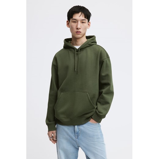H & M - Bluza z kapturem Loose Fit - Zielony ze sklepu H&M w kategorii Bluzy męskie - zdjęcie 169675677
