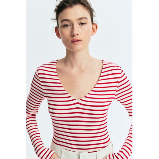 H & M - Body z dekoltem w serek - Czerwony ze sklepu H&M w kategorii Bluzki damskie - zdjęcie 169675839