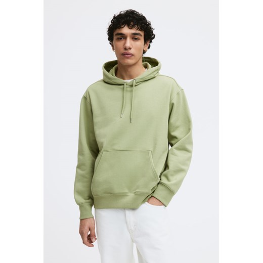 H & M - Bluza z kapturem Regular Fit - Zielony ze sklepu H&M w kategorii Bluzy męskie - zdjęcie 169676428