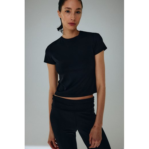 H & M - Dopasowany T-shirt - Czarny ze sklepu H&M w kategorii Bluzki damskie - zdjęcie 169677735