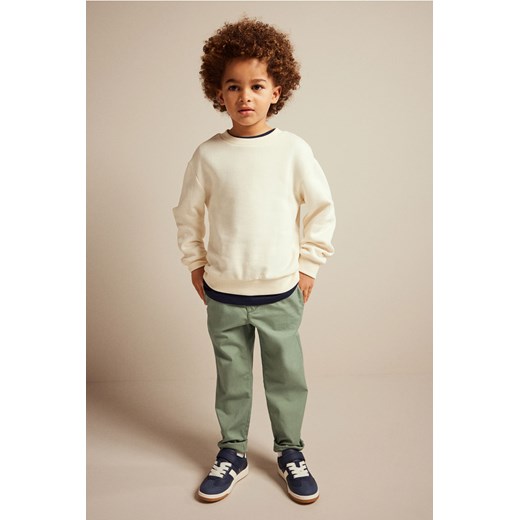 H & M - Spodnie chinos z diagonalu - Zielony ze sklepu H&M w kategorii Spodnie chłopięce - zdjęcie 169678837