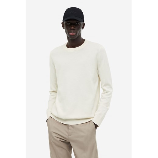 H & M - Bawełniany sweter Slim Fit - Biały ze sklepu H&M w kategorii Swetry męskie - zdjęcie 169681349