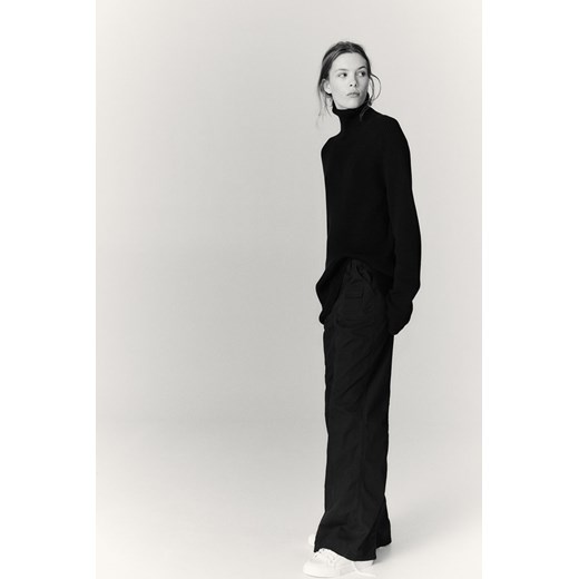 H & M - Płócienne spodnie cargo - Czarny ze sklepu H&M w kategorii Spodnie damskie - zdjęcie 169681519